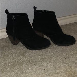 Dolce Vita Black Booties